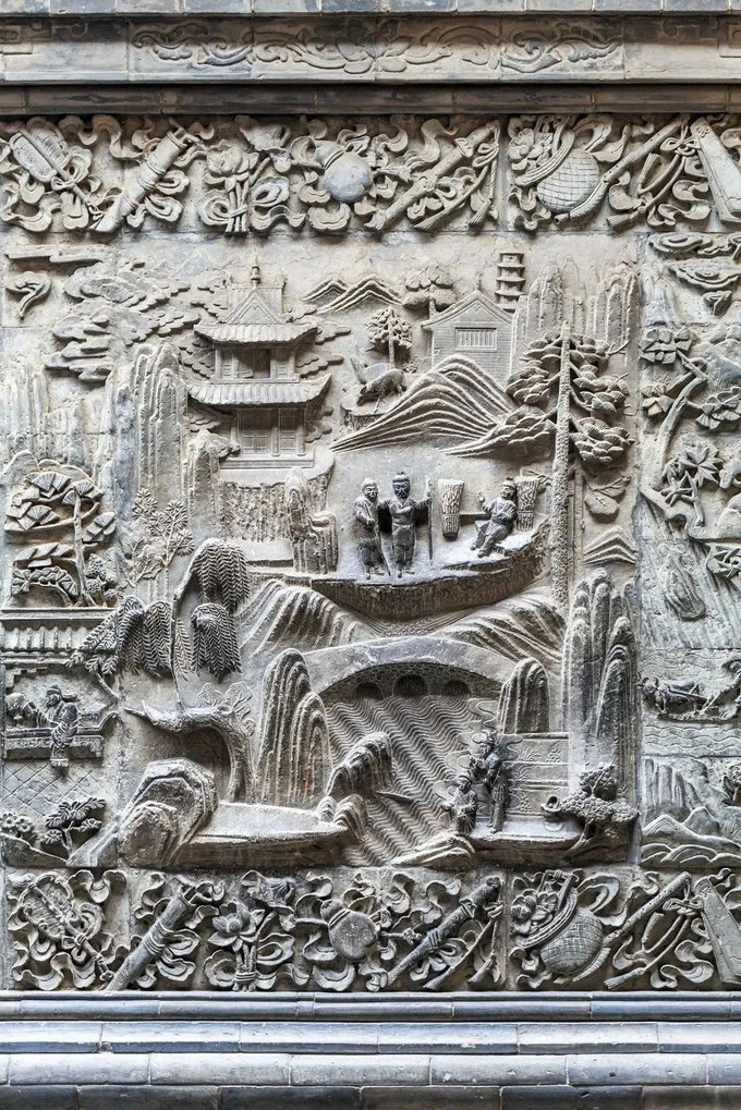 Nghệ thuật chạm khắc gỗ, đ&aacute;, gạch c&ocirc;ng phu. Ảnh: Thepaper