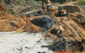 4 doanh nghiệp khai thác khoáng sản vi phạm bị phạt 1,3 tỉ đồng