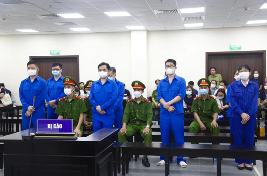 2 họ cổ phiếu 'biến mất' trên sàn chứng khoán năm 2023