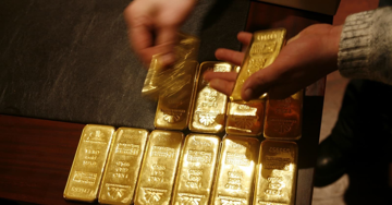 Giá vàng hôm nay 14/8: Khuyến nghị mua vào, chờ đợi tăng giá