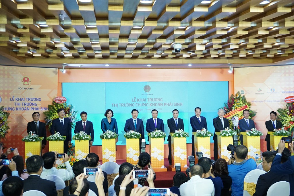 6 năm hoạt động, TTCK phái sinh tăng bình quân 27,46%/năm - Ảnh 1.