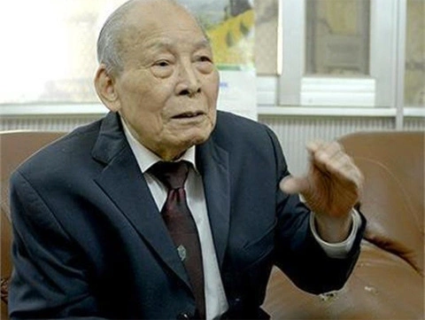 4 đại gia tộc trí thức lẫy lừng bậc nhất Việt Nam: Ngưỡng mộ gia đình cả 8 người con đều là Giáo sư, Phó Giáo sư, Tiến sĩ 4 đại gia tộc trí thức lẫy lừng bậc nhất Việt Nam: Ngưỡng mộ gia đình cả 8 người con đều là Giáo sư, Phó Giáo sư, Tiến sĩ