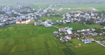Huyện ngoại thành Nam Định bất ngờ hoãn đấu giá hàng chục lô đất