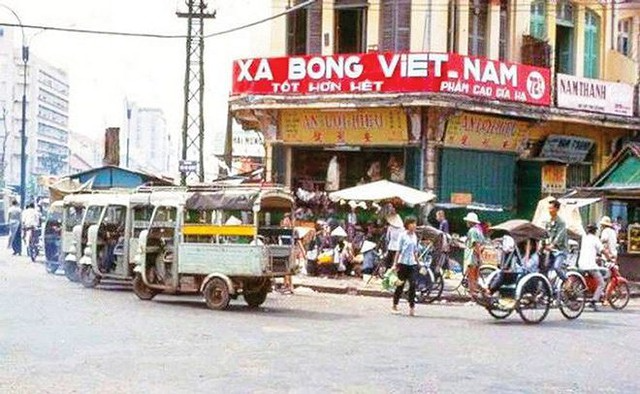https://cdn.stockproxx.com/2023/8/25/xa-bong-co-ba2.png