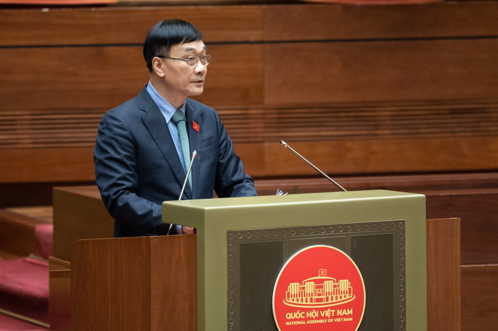 ĐBQH thảo luận những vấn đề lớn còn ý kiến khác nhau đối với Luật Đất đai (sửa đổi) - Ảnh 2.