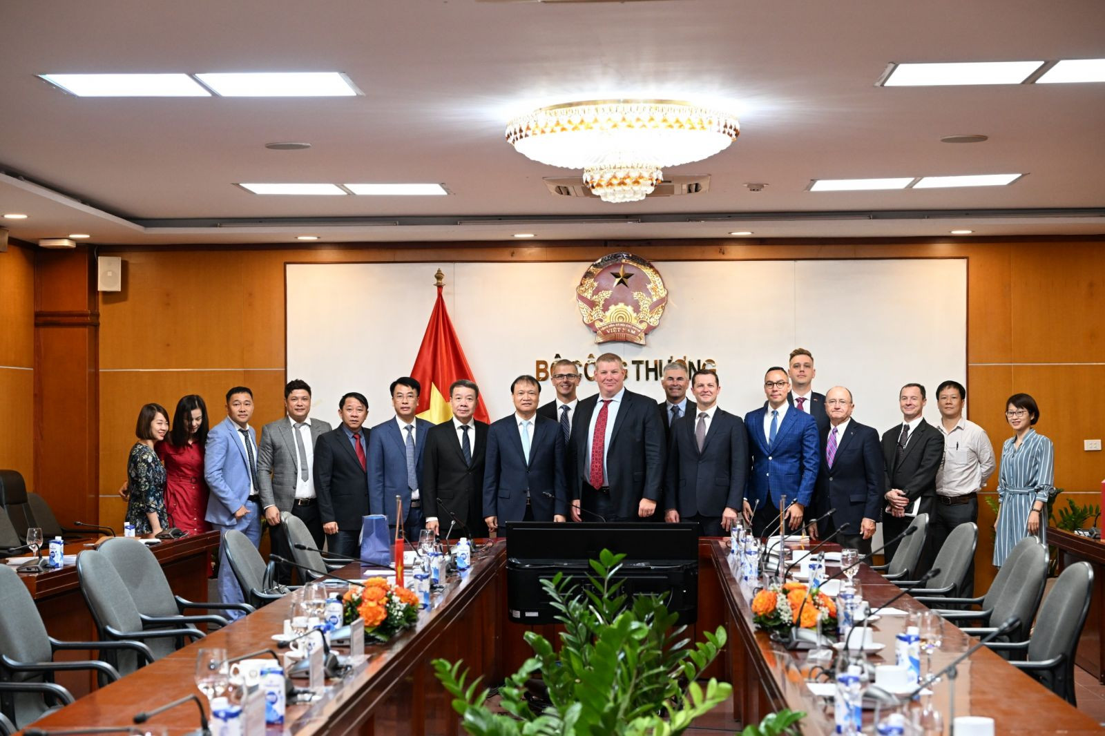 Bộ Công Thương làm việc với Hội đồng ngũ cốc Hoa Kỳ về phát triển nhiên liệu sinh học - Ảnh 1. Bộ Công Thương làm việc với Hội đồng ngũ cốc Hoa Kỳ về phát triển nhiên liệu sinh học - Ảnh 1.