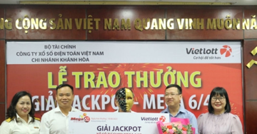 Người đàn ông trúng giải Vietlott hơn 40 tỷ đồng: Cây lưỡi hổ trong nhà xuất hiện điều bất thường như điềm báo