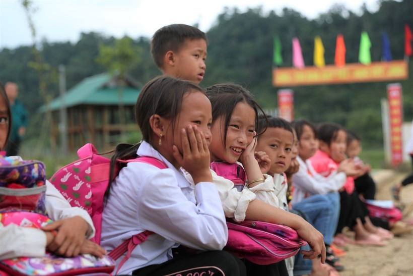 40.000 giáo viên nghỉ việc, bỏ việc: Cần chính sách tiền lương ưu tiên đặc thù cho giáo dục - Ảnh 3.