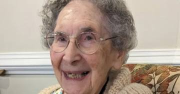 Cụ bà 107 tuổi chia sẻ bí quyết sống lâu, sống hạnh phúc khi về già: 2 điều tưởng chừng xa xôi nhưng thực tế rất đơn giản