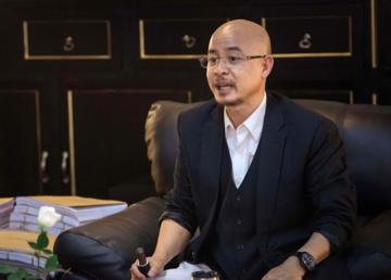 Ông Đặng Lê Nguyên Vũ khẳng định bản thân "không còn thân xác", có năng lực siêu nhiên, nhìn được điểm mù của thế gian