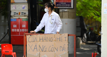 Thủ tướng yêu cầu tuyệt đối không để thiếu điện, gián đoạn nguồn cung xăng dầu
