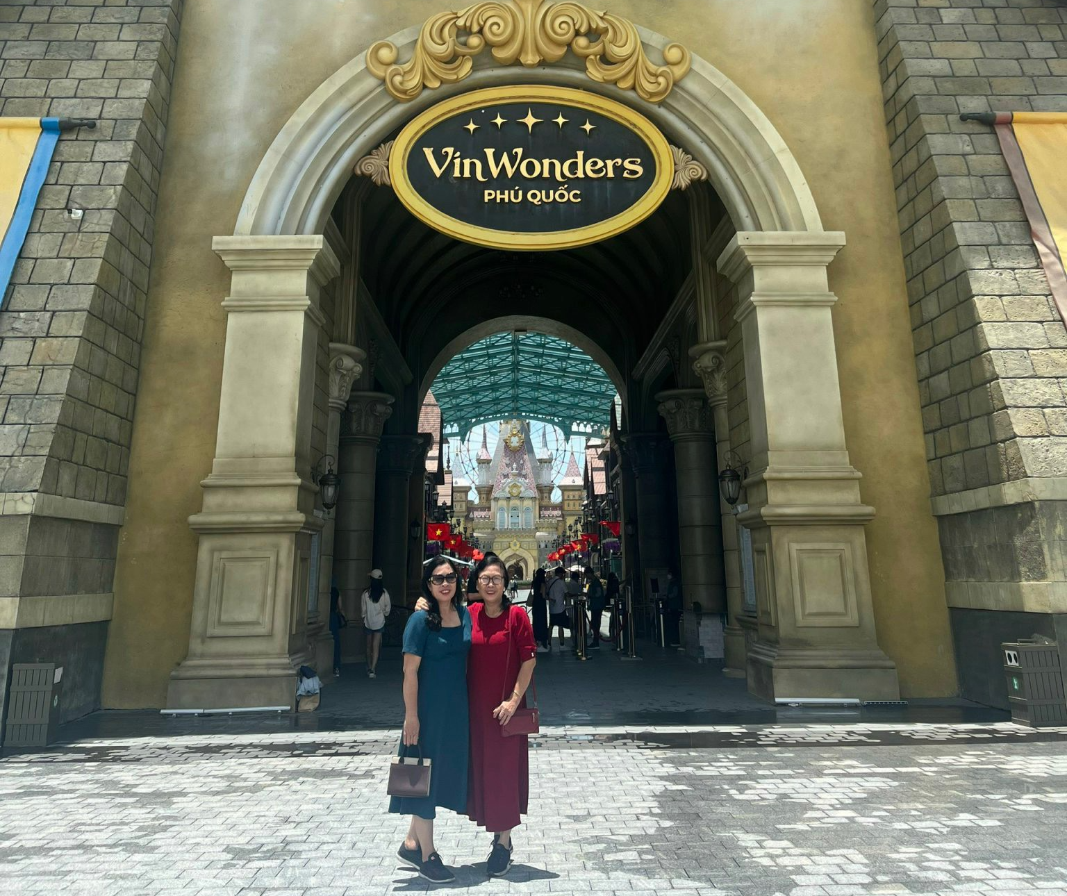 Nhiều tín hiệu khả quan từ du lịch dịp nghỉ lễ 2/9 - Ảnh 1.