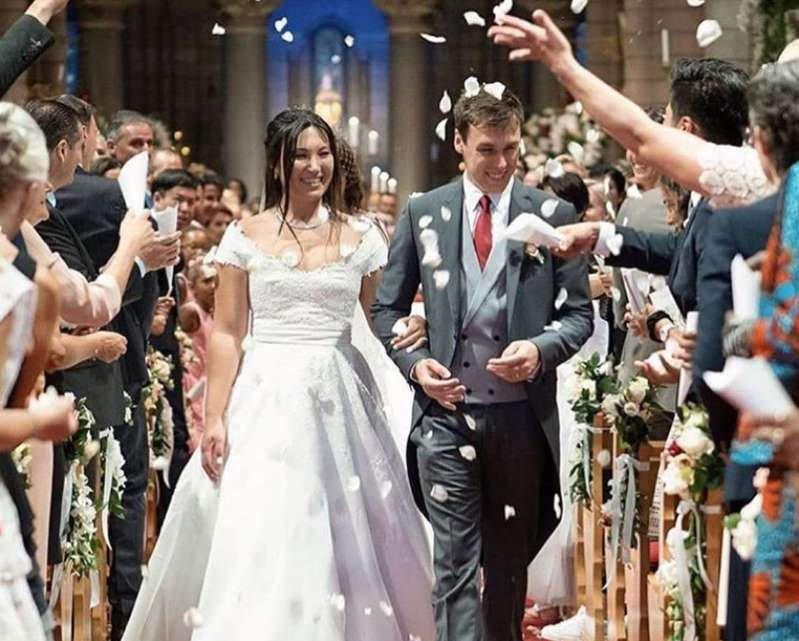 Kỳ tích cuộc đời cô gái Việt lấy chồng hoàng tử, bỗng thành mẹ của người có thể kế vị ngai vàng quốc gia siêu giàu