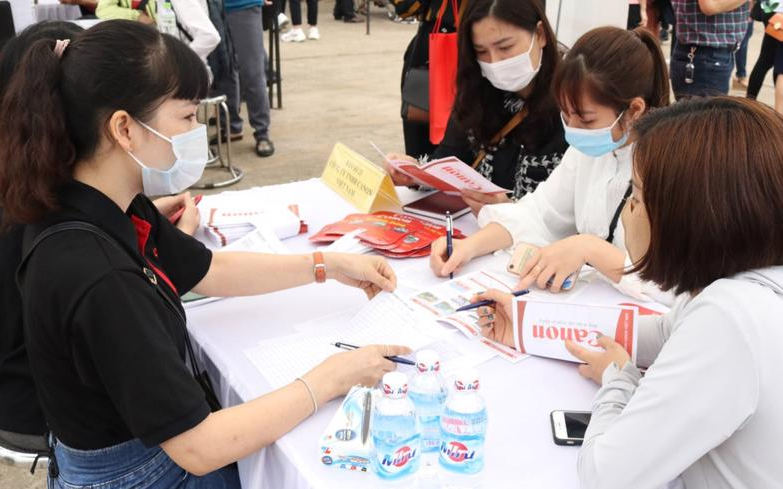 https://cdn.stockproxx.com/2023/9/8/nguoi-lao-dong.png