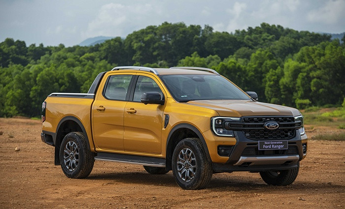 ĐBQH: C&acirc;n nhắc lại việc tăng thuế với xe Pick-up chở h&agrave;ng cabin k&eacute;p