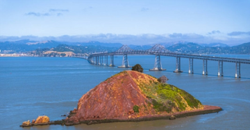 Hòn đảo không điện, nước, chỉ có thể tiếp cận bằng trực thăng hoặc thuyền được rao bán hơn 600 tỷ đồng