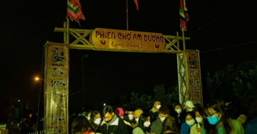 Độc đáo phiên chợ ma mị bậc nhất Kinh Bắc: Chỉ họp duy nhất một lần trong năm, được ví như cuộc hội ngộ âm dương với thứ hàng hóa đặc biệt