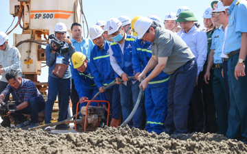 Thủ tướng: Phấn đấu rút ngắn tiến độ hoàn thành sân bay Long Thành từ 3-6 tháng