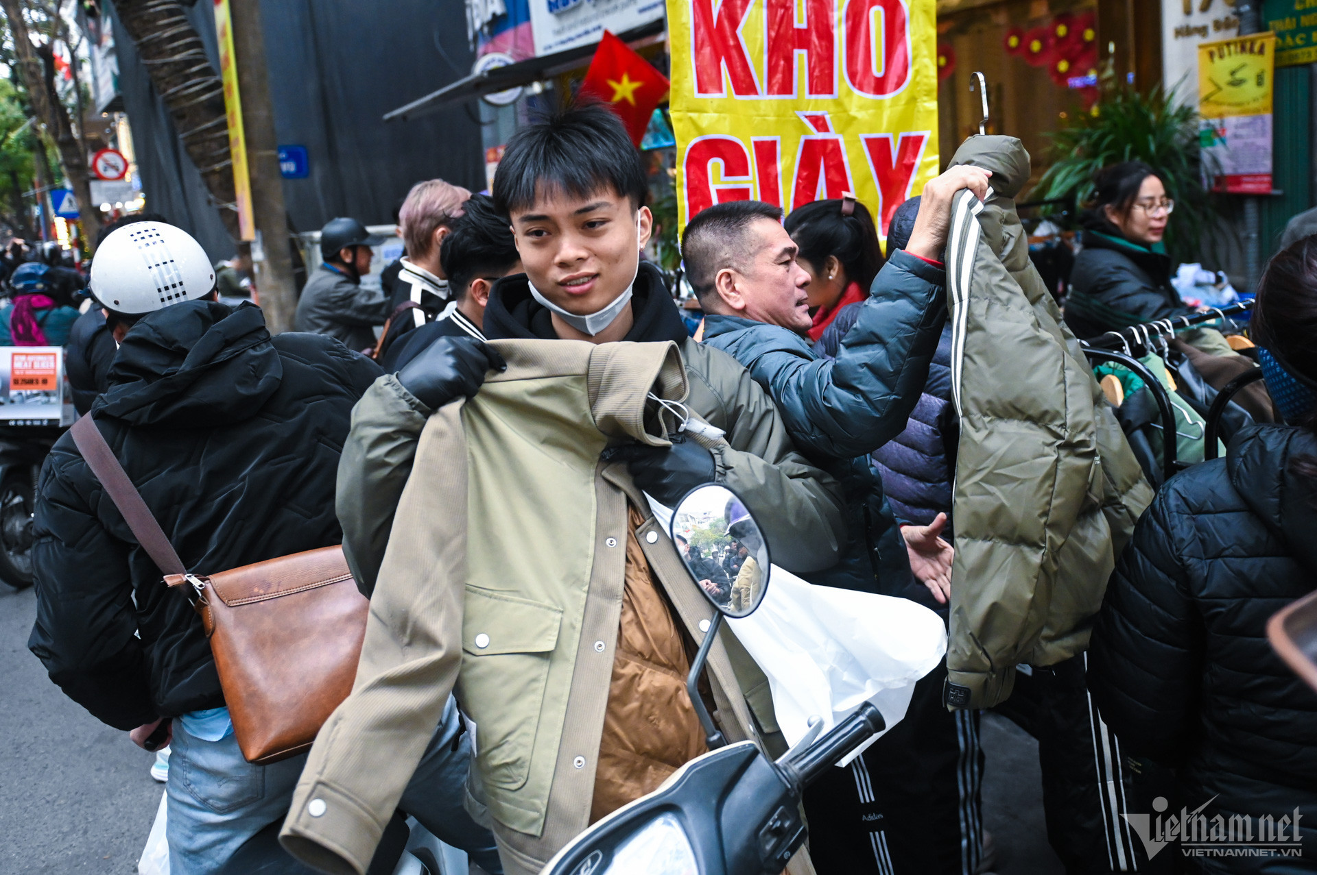W-mua-sam-tet-thach-thao-13-1.jpg