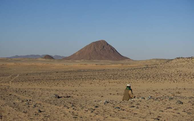 Bir Tawil là khu vực duy nhất không có chủ quyền còn lại trên trái đất https://cdn.stockproxx.com/2024/3/21/vung-dat-1.jpeg