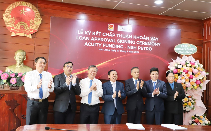 https://cdn.stockproxx.com/2024/4/26/NSH-PETRO-PSH-CO-TAN-TONG-GIAM-DOC.jpg