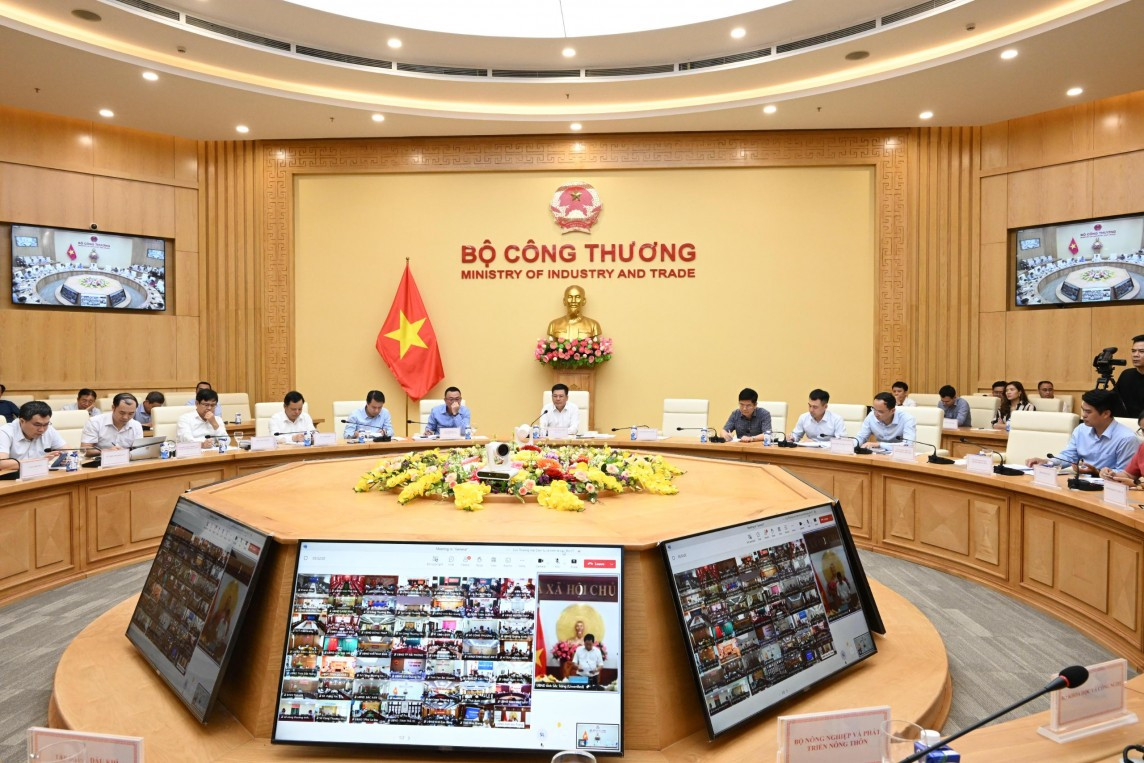 https://cdn.stockproxx.com/2024/4/4/nguon-dien-1.jpeg