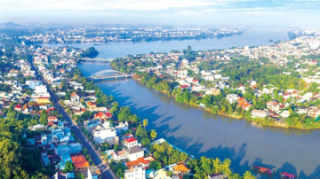 Dòng sông nội địa dài nhất Việt Nam, vùng lưu vực đóng góp tới 30% GDP cả nước