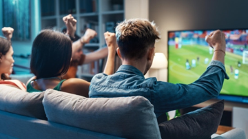 Bí quyết để bảo vệ gan khi thức khuya xem bóng đá