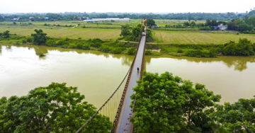 Cầu treo ở Thái Nguyên đến hạn tháo dỡ nhưng vẫn 'án binh bất động'