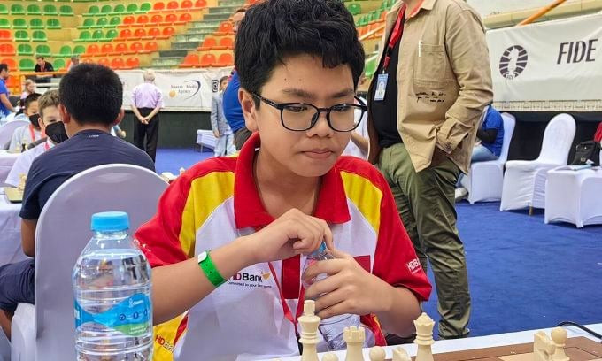 Đầu Khương Duy v&ocirc; địch U12 thế giới tại th&agrave;nh phố Sharm El Sheikh, Ai Cập th&aacute;ng 10/2023. Ảnh: FIDE
