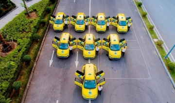 Sau 1 năm chuyển đổi từ xe xăng sang xe điện, tài xế của 1 hãng taxi chia sẻ gây bất ngờ