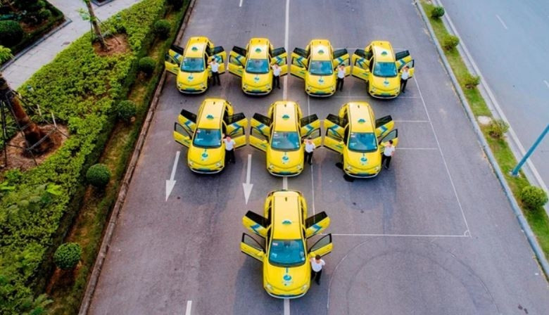 Sau 1 năm chuyển đổi từ xe xăng sang xe điện, t&agrave;i xế của 1 h&atilde;ng taxi chia sẻ g&acirc;y bất ngờ