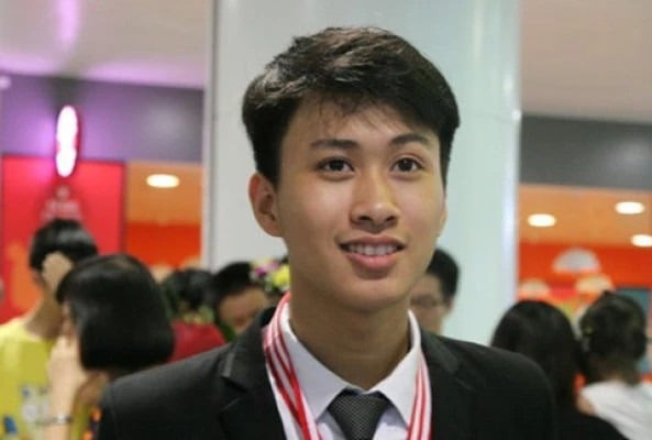 Anh ch&agrave;ng nhắc tới t&igrave;nh cảm đặc biệt với v&ugrave;ng đất Quảng B&igrave;nh trong b&agrave;i luận