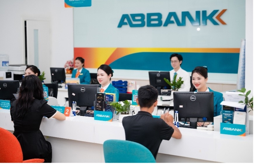 Năm 2024, ABBANK ghi nhận tăng trưởng về quy m&ocirc; hoạt động, lợi nhuận tăng 58% so với 2023