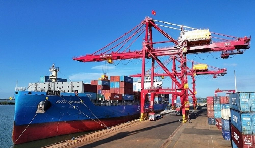 Việt Nam xuất khẩu h&agrave;ng h&oacute;a sang Singapore đạt mức kỷ lục- Ảnh 1.