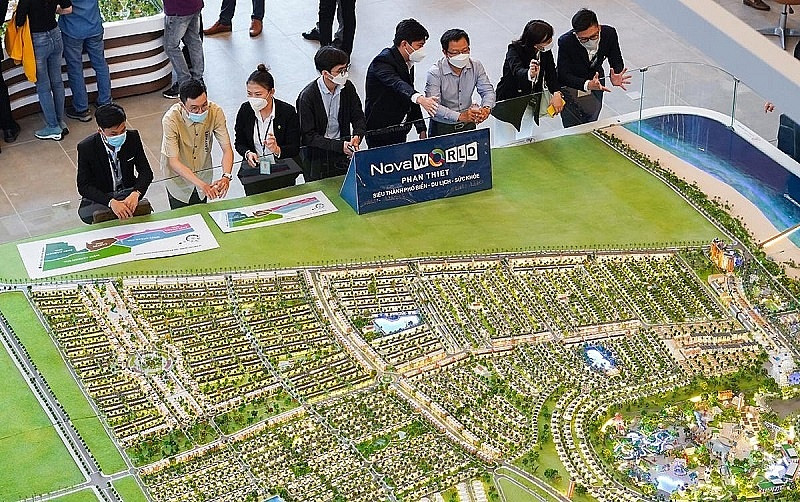 Novaland 2024: Nh&oacute;m cổ đ&ocirc;ng lớn c&oacute; 16 giao dịch b&aacute;n cổ phiếu