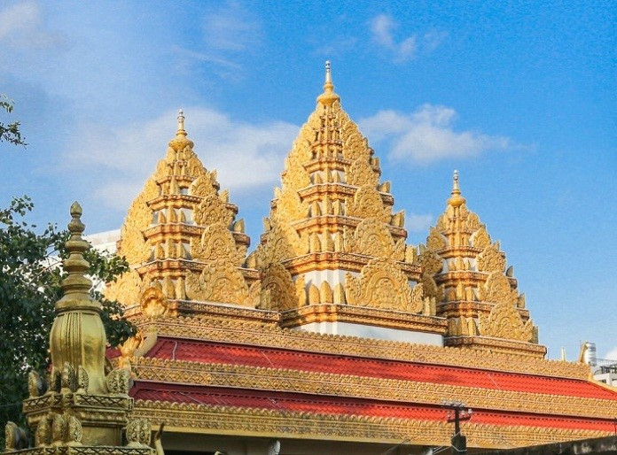 Ng&ocirc;i ch&ugrave;a Phật gi&aacute;o rộng gần 5.000m2 với nhiều tượng rắn, nằm ngay giữa l&ograve;ng TP. HCM - ảnh 1