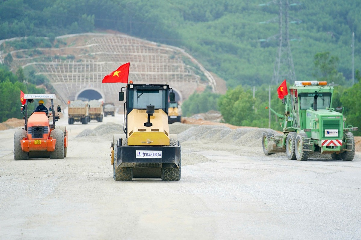 H&igrave;nh ảnh tại c&ocirc;ng trường. Nguồn ảnh: Đ&egrave;o Cả