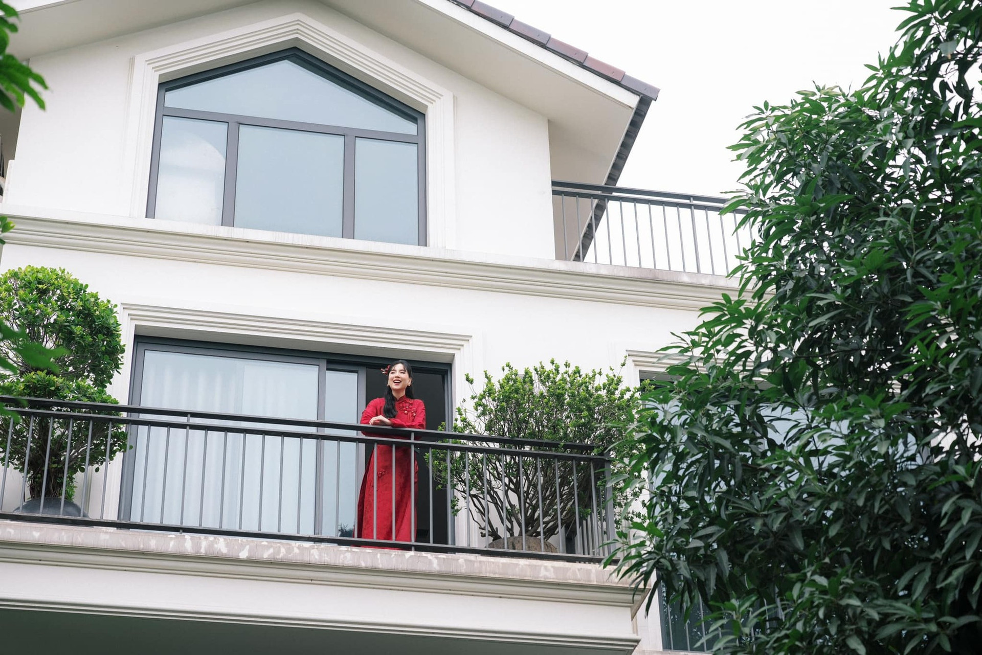 Ngợp mắt với kh&ocirc;ng gian ho&agrave;ng gia b&ecirc;n trong căn biệt thự to nhất Bắc Giang của nữ MC Mai Ngọc- Ảnh 5.