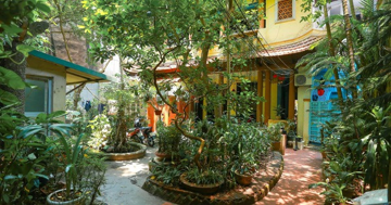 Biệt thự 700m2 của đại gia kim hoàn phố cổ Hà Nội: Phong cách ‘nhà xuyên phố’ độc đáo, nội thất từ gỗ đắt giá còn nguyên vẹn