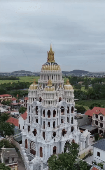 Tòa 'lâu đài' hàng trăm mét vuông ở tỉnh nhỏ nhất Việt Nam, gây chú ý bởi 1 điểm bất thường