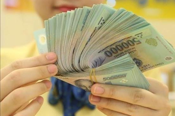 Bất ngờ số doanh nghiệp 'mở hầu bao' tăng lương cho toàn bộ người lao động kể từ 1/7/2024