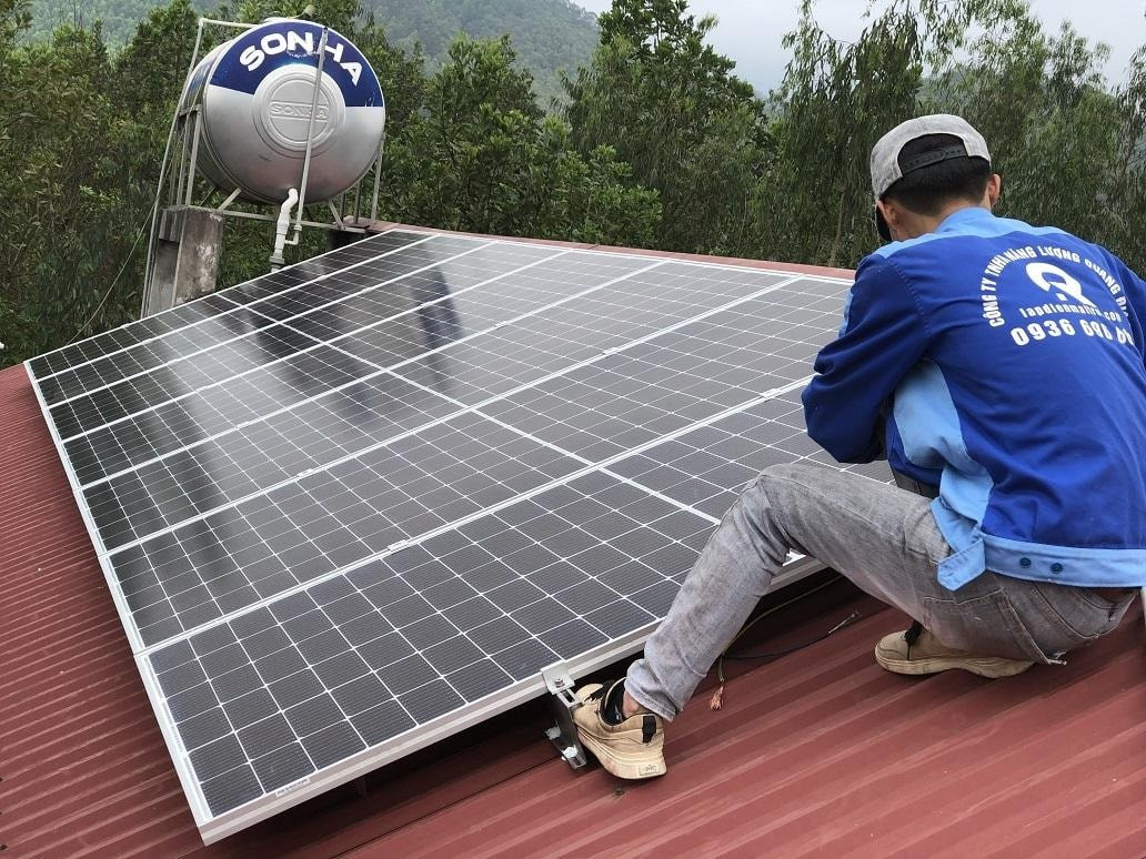 ho-tro-nguoi-dan-lap-nang-luong-mat-troi.jpg