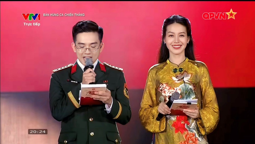 Nữ MC Điều ước thứ 7 ủng hộ đồng bào vùng lũ 100.000.000 đồng - ảnh 3