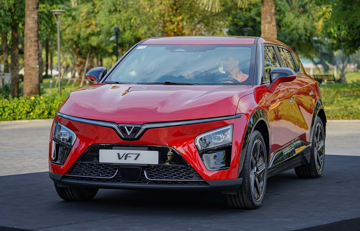 Chủ xe VinFast nói thật lòng sau thời gian mua xe: Chính sách bảo hành, trình độ của nhân viên kỹ thuật khi đến hãng