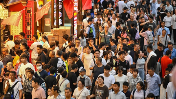 Cú sốc giá rẻ 'dội gáo nước lạnh' vào Tuần lễ Vàng của Trung Quốc