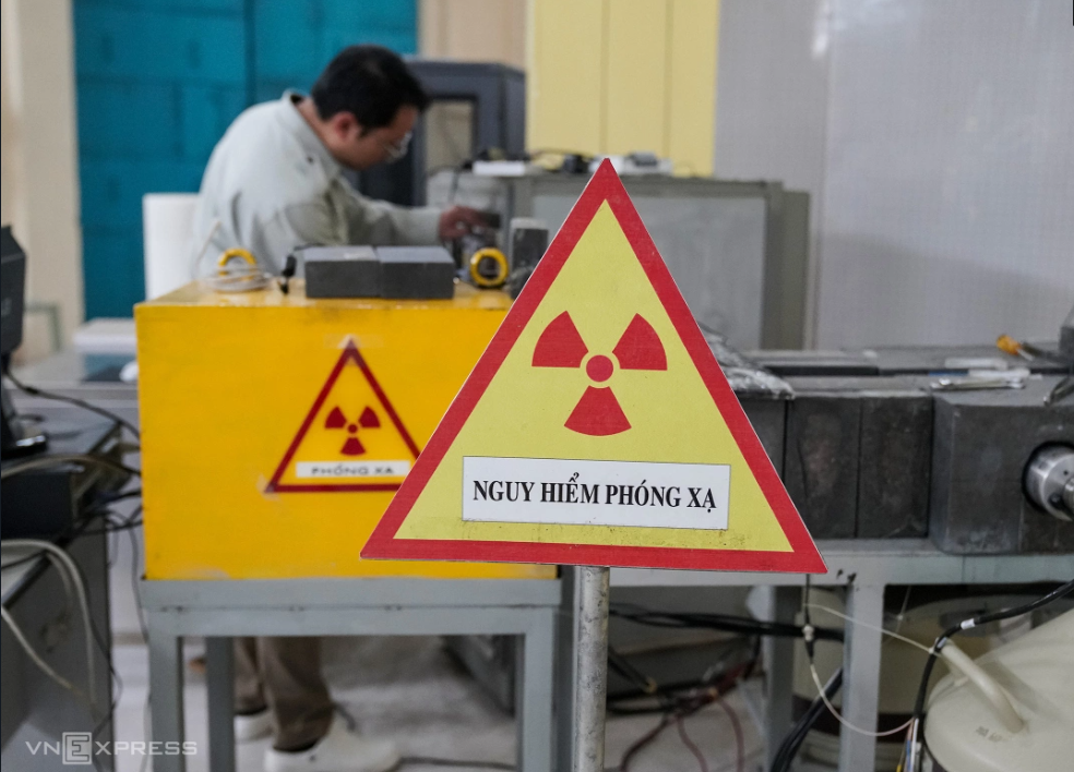 Lò phản ứng hạt nhân đầu tiên của Việt Nam: Có sự góp mặt của Mỹ và Liên Xô, mỗi năm cung ứng tới 1.500Ci thuốc phóng xạ- Ảnh 3.