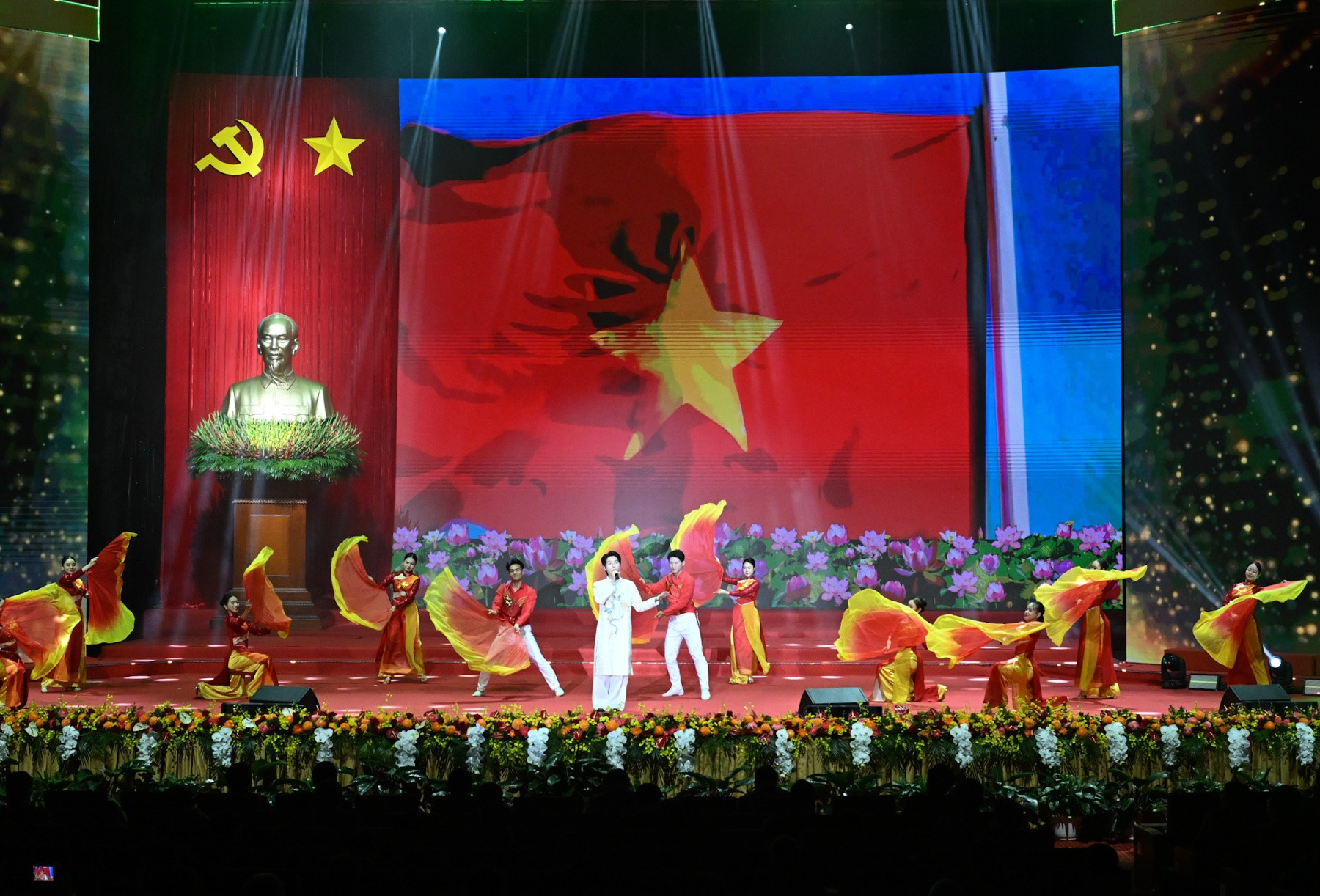 Đại hội Đảng bộ Chính phủ lần thứ I tiến hành phiên trù bị- Ảnh 6.