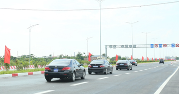 Chính thức thông xe tuyến đường nghìn tỷ tại Thái Bình cũ