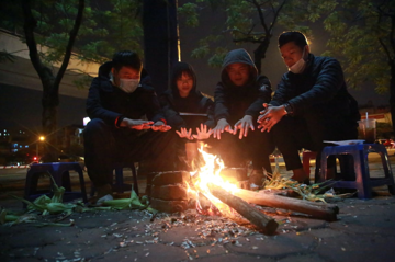 Người dân Thủ đô sắp đón 2 đợt không khí lạnh trong tháng này